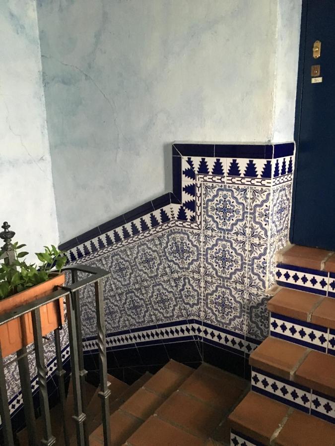 Pension Lisdos Sevilla Buitenkant foto