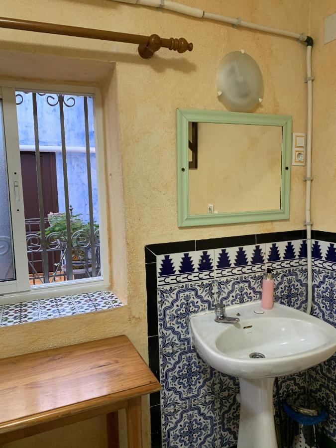 Pension Lisdos Sevilla Buitenkant foto